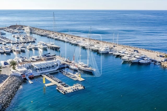 5 Zimmer Villa zu verkaufen in Altea mit Pool Garage - 1.758.900 € (Ref: 9193312)