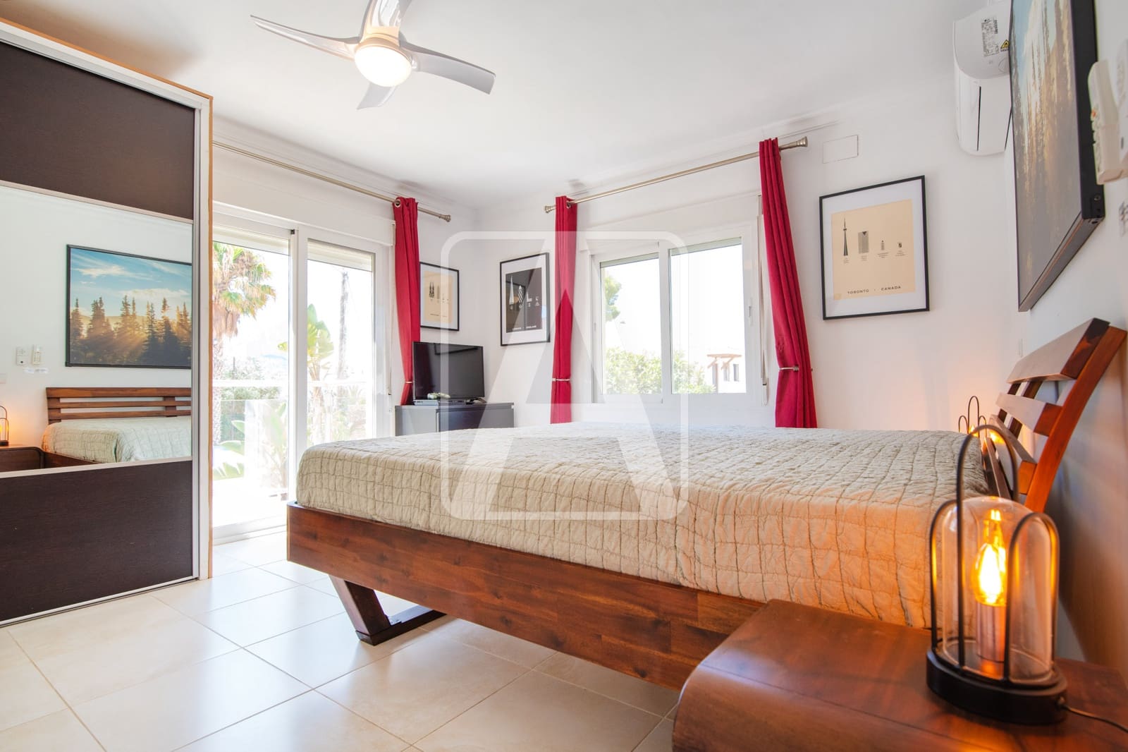 6 Zimmer Villa zu verkaufen in Calpe / Calp mit Pool Garage - 1.590.000 € (Ref: 9193316)