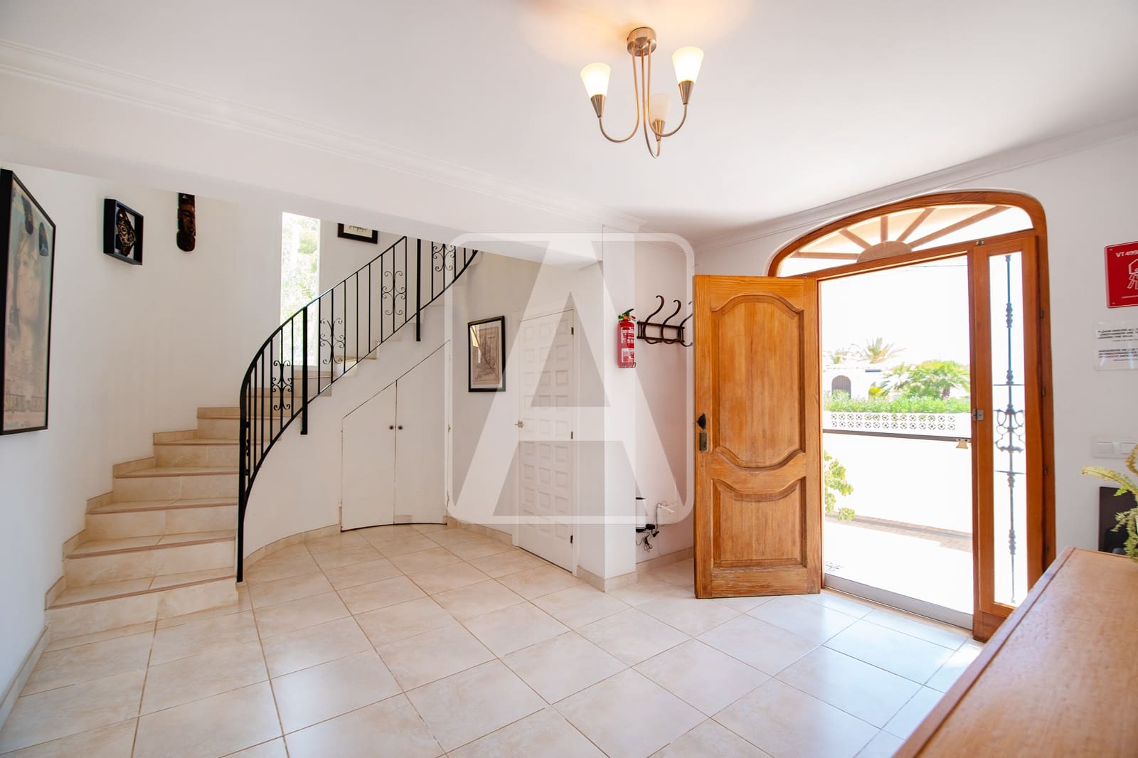 6 Zimmer Villa zu verkaufen in Calpe / Calp mit Pool Garage - 1.590.000 € (Ref: 9193316)
