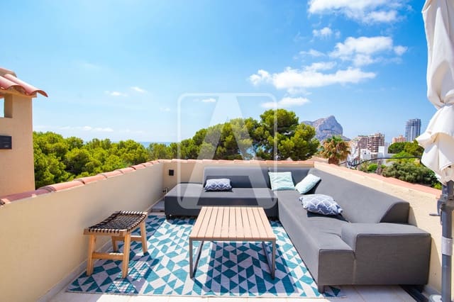 6 Zimmer Villa zu verkaufen in Calpe / Calp mit Pool Garage - 1.590.000 € (Ref: 9193316)