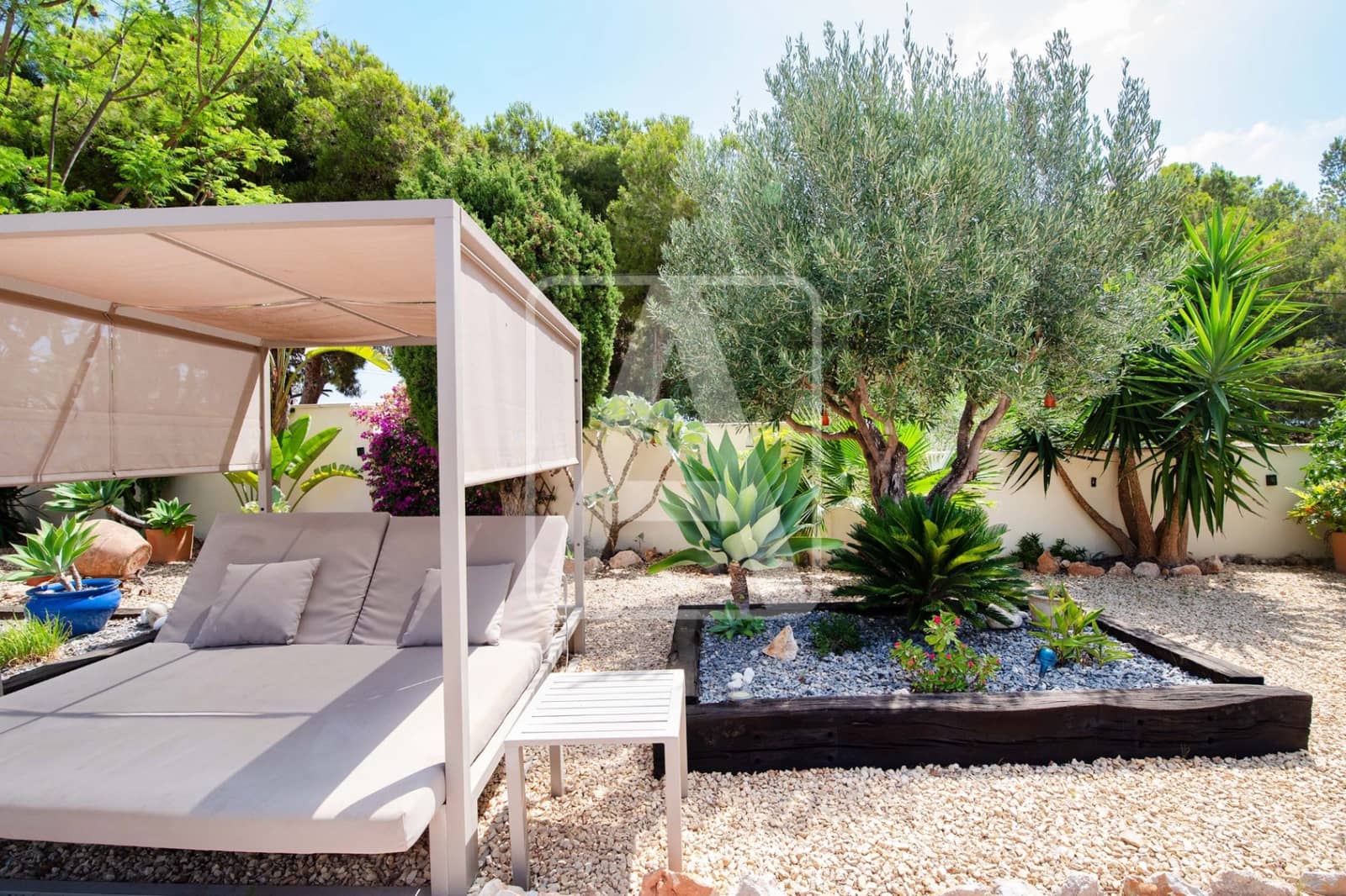 6 Zimmer Villa zu verkaufen in Calpe / Calp mit Pool Garage - 1.590.000 € (Ref: 9193316)