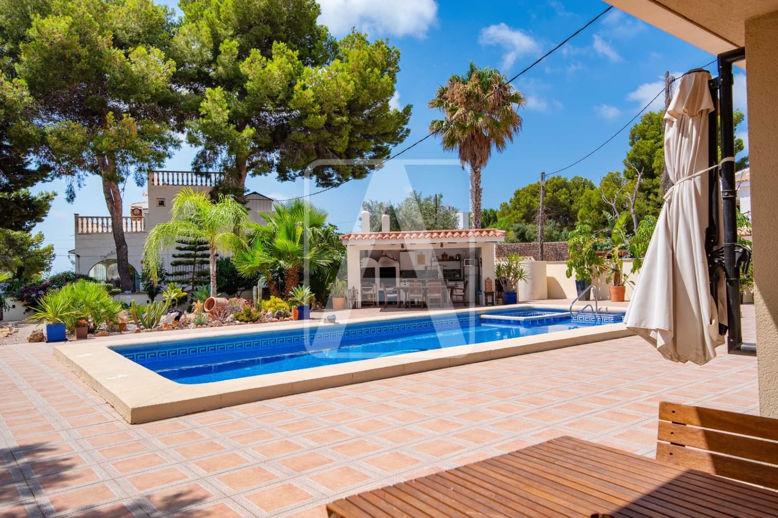 6 Zimmer Villa zu verkaufen in Calpe / Calp mit Pool Garage - 1.590.000 € (Ref: 9193316)