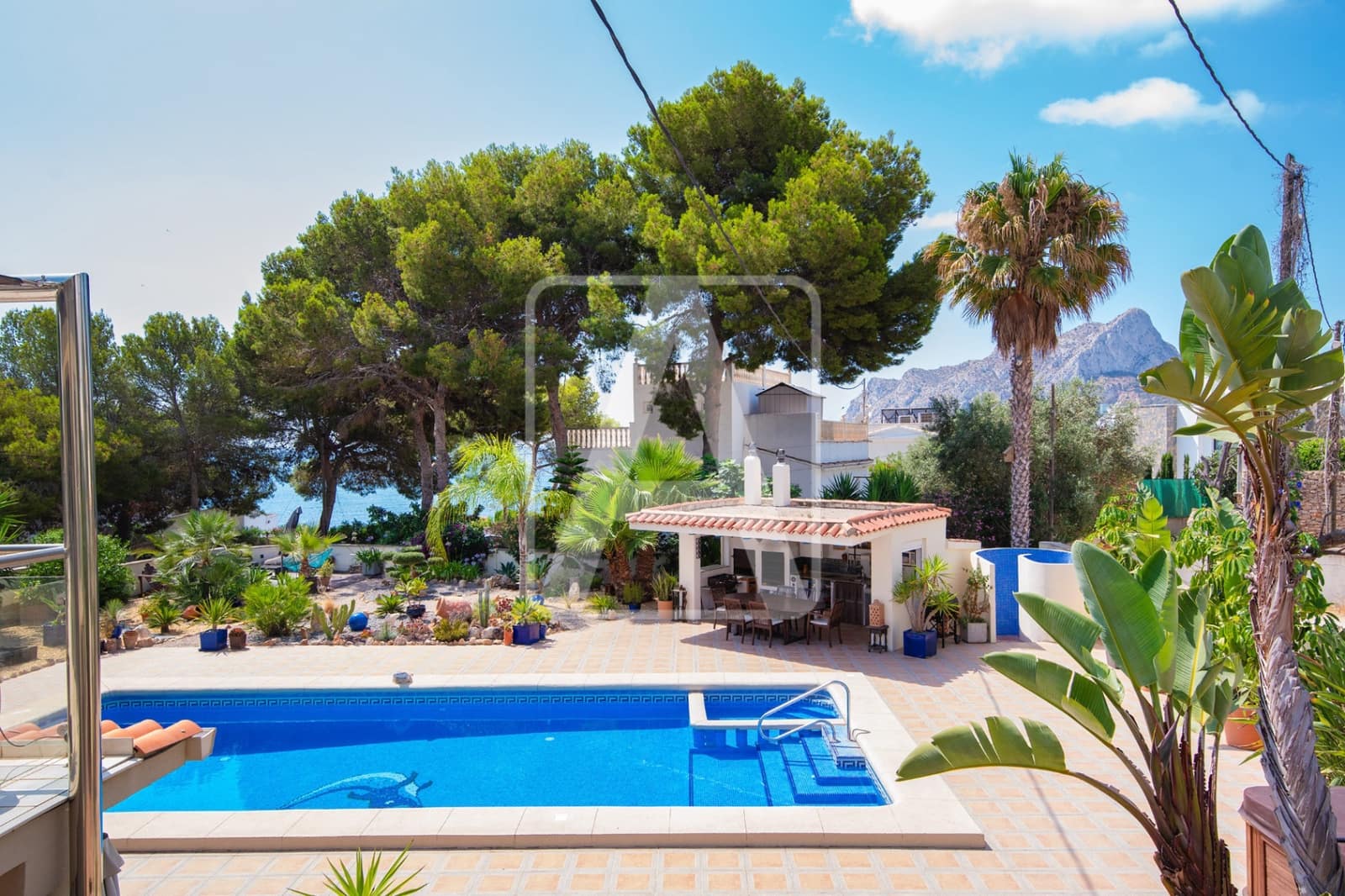 6 Zimmer Villa zu verkaufen in Calpe / Calp mit Pool Garage - 1.590.000 € (Ref: 9193316)