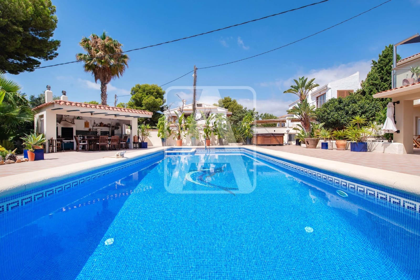 6 Zimmer Villa zu verkaufen in Calpe / Calp mit Pool Garage - 1.590.000 € (Ref: 9193316)