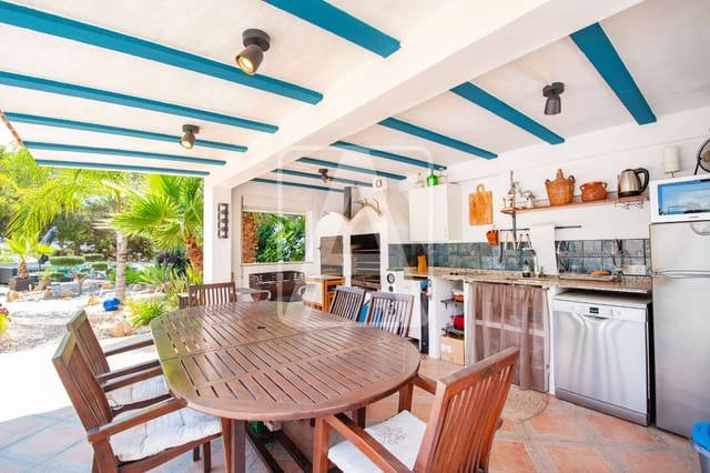 6 Zimmer Villa zu verkaufen in Calpe / Calp mit Pool Garage - 1.590.000 € (Ref: 9193316)