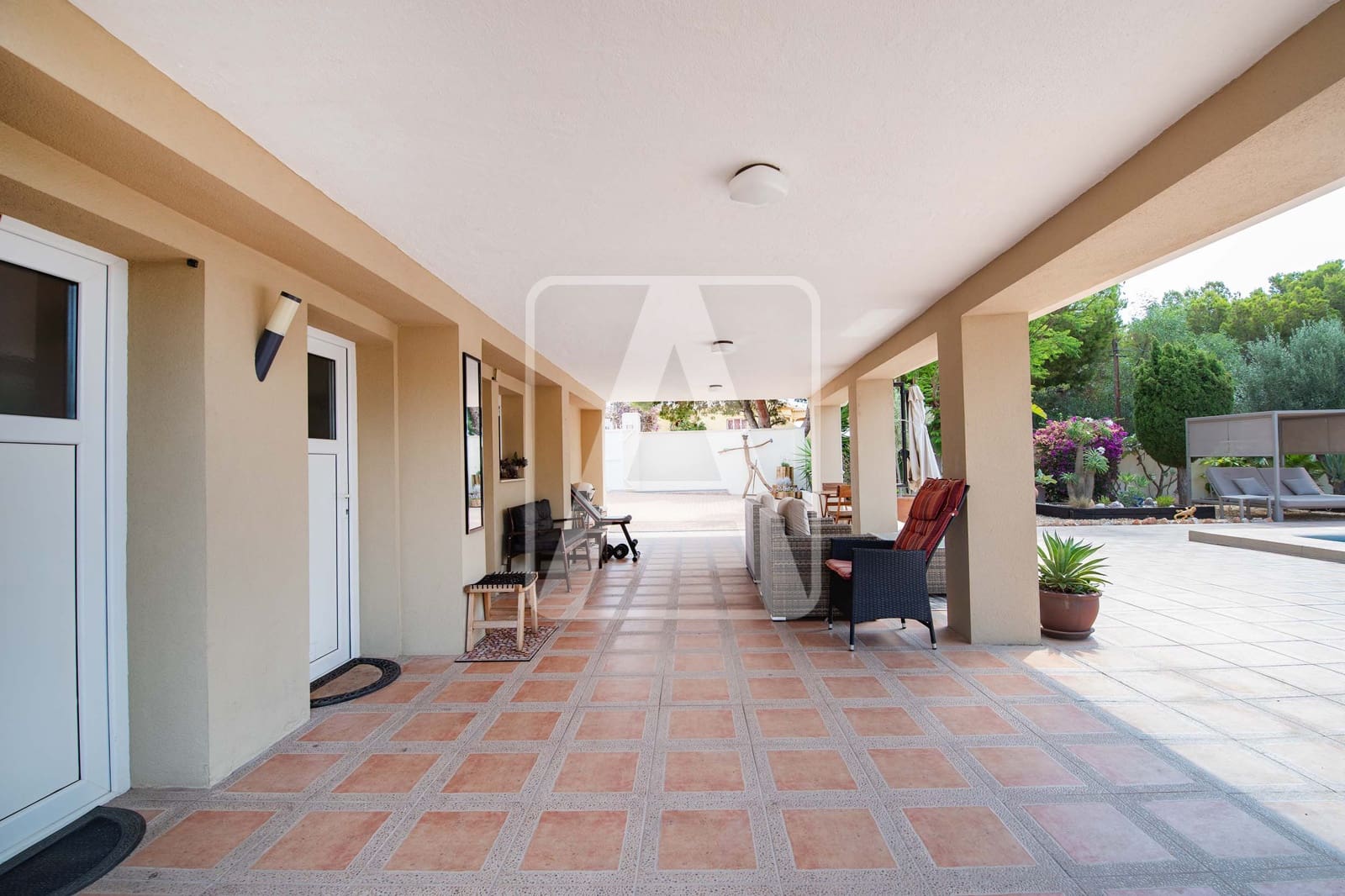 6 Zimmer Villa zu verkaufen in Calpe / Calp mit Pool Garage - 1.590.000 € (Ref: 9193316)