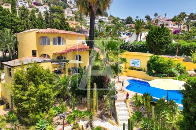 4 bedroom Villa for sale in Benissa with pool garage - € 675,000 (Ref: 9228057)