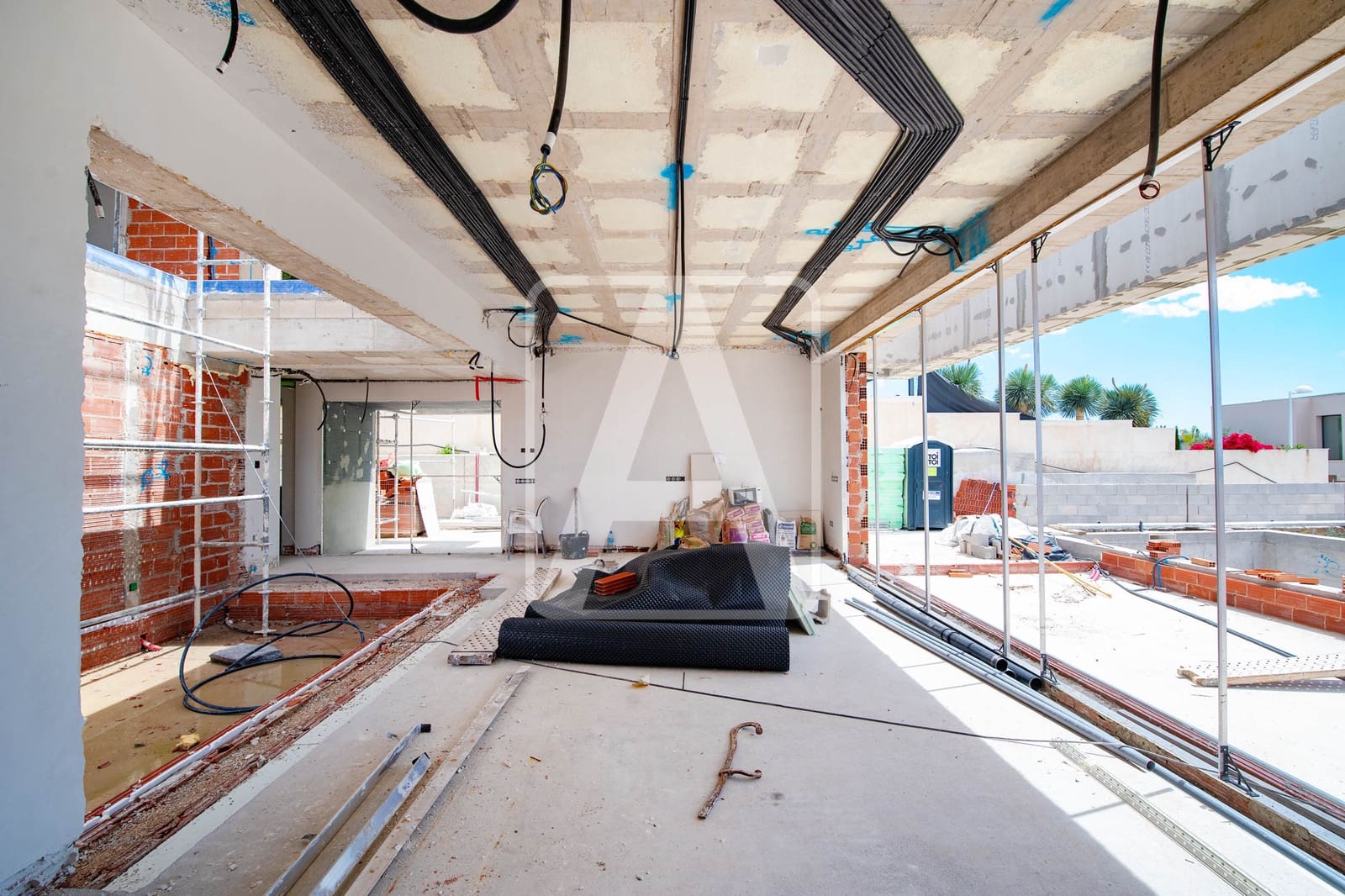 5 bedroom Villa for sale in Moraira with pool garage - € 1,890,000 (Ref: 9228069)