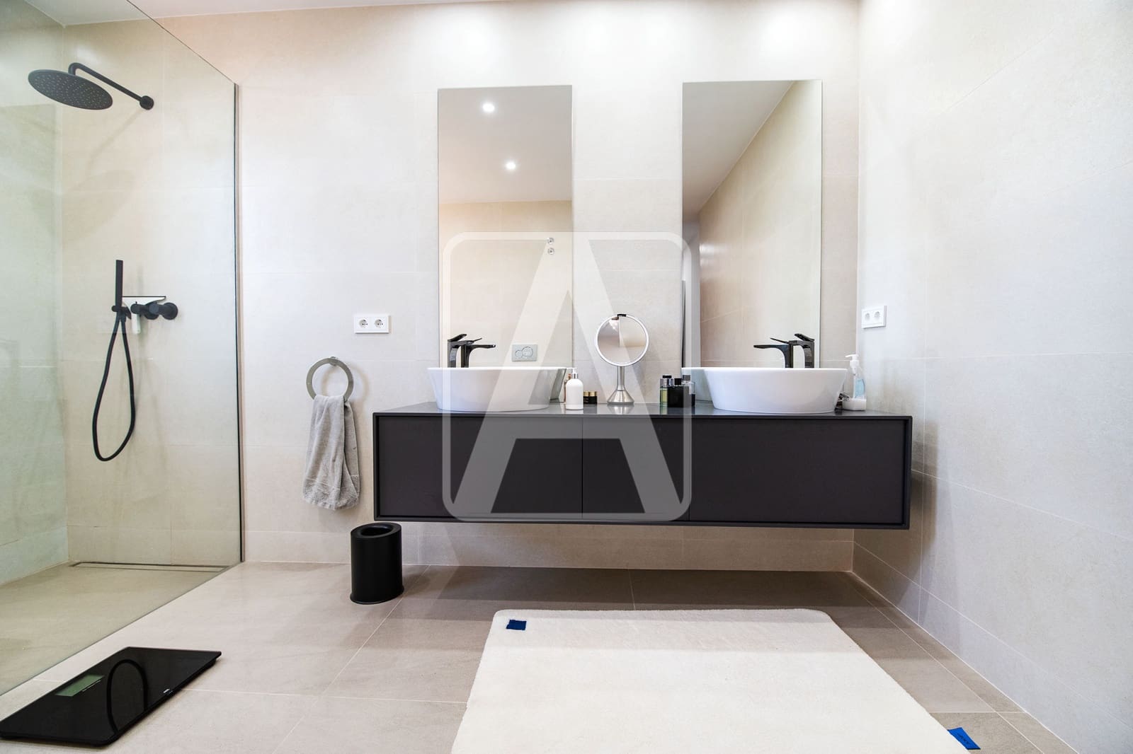 7 Zimmer Villa zu verkaufen in Calpe / Calp mit Pool Garage - 2.490.000 € (Ref: 9234082)