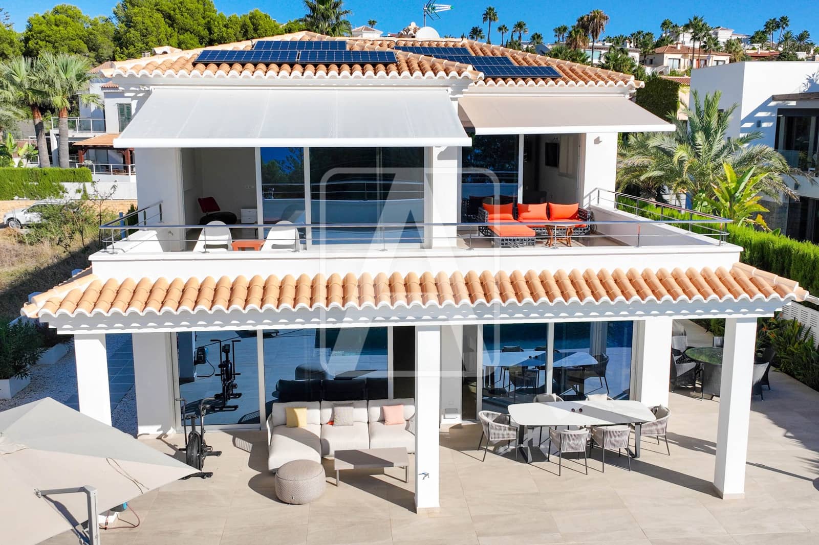 7 Zimmer Villa zu verkaufen in Calpe / Calp mit Pool Garage - 2.490.000 € (Ref: 9234082)