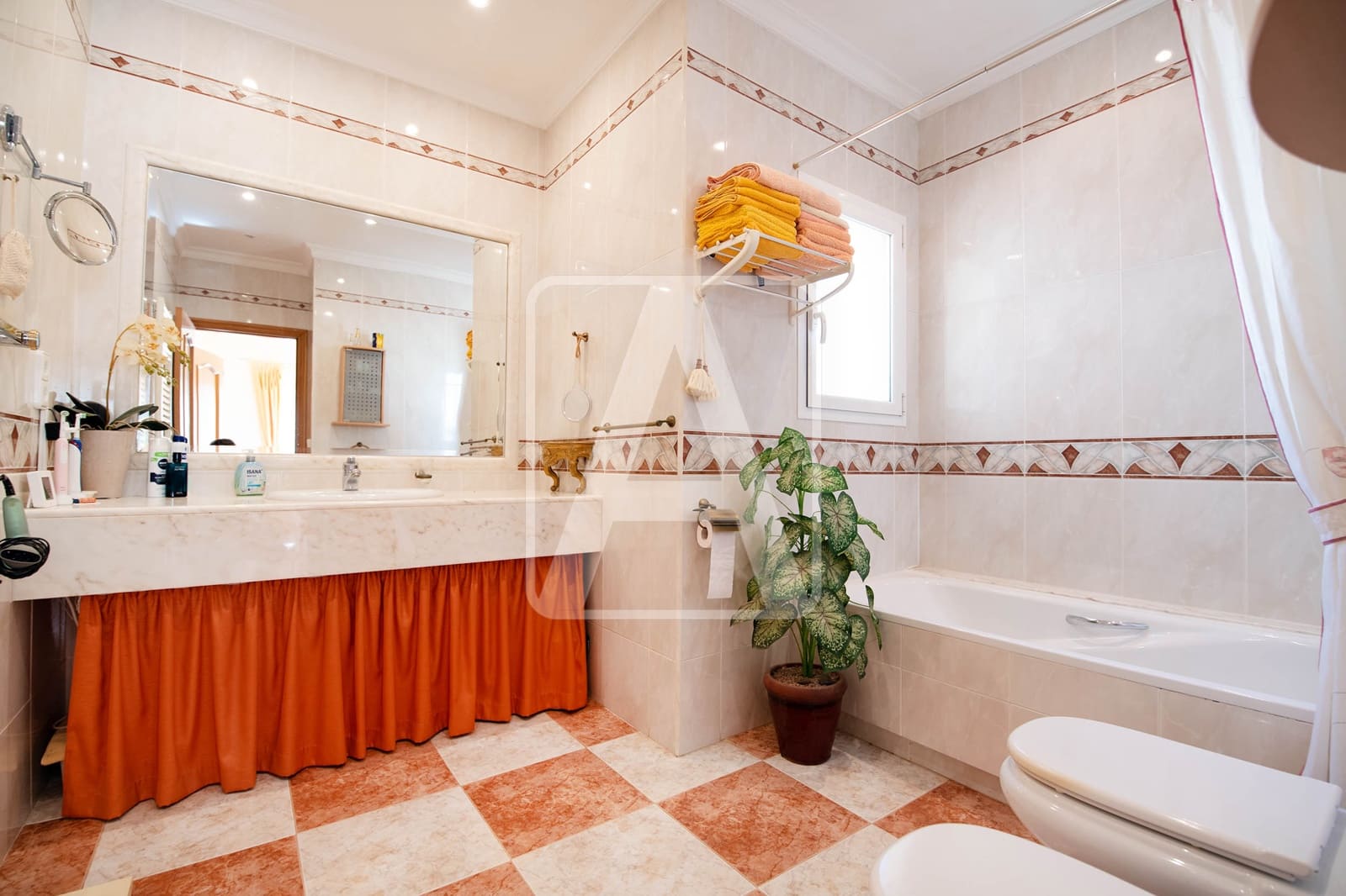 3 slaapkamer Villa te koop in Benissa met zwembad garage - € 675.000 (Ref: 9235500)