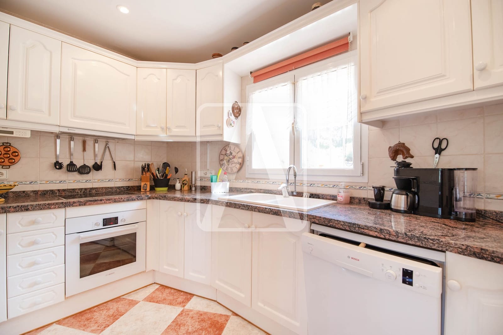 3 slaapkamer Villa te koop in Benissa met zwembad garage - € 675.000 (Ref: 9235500)