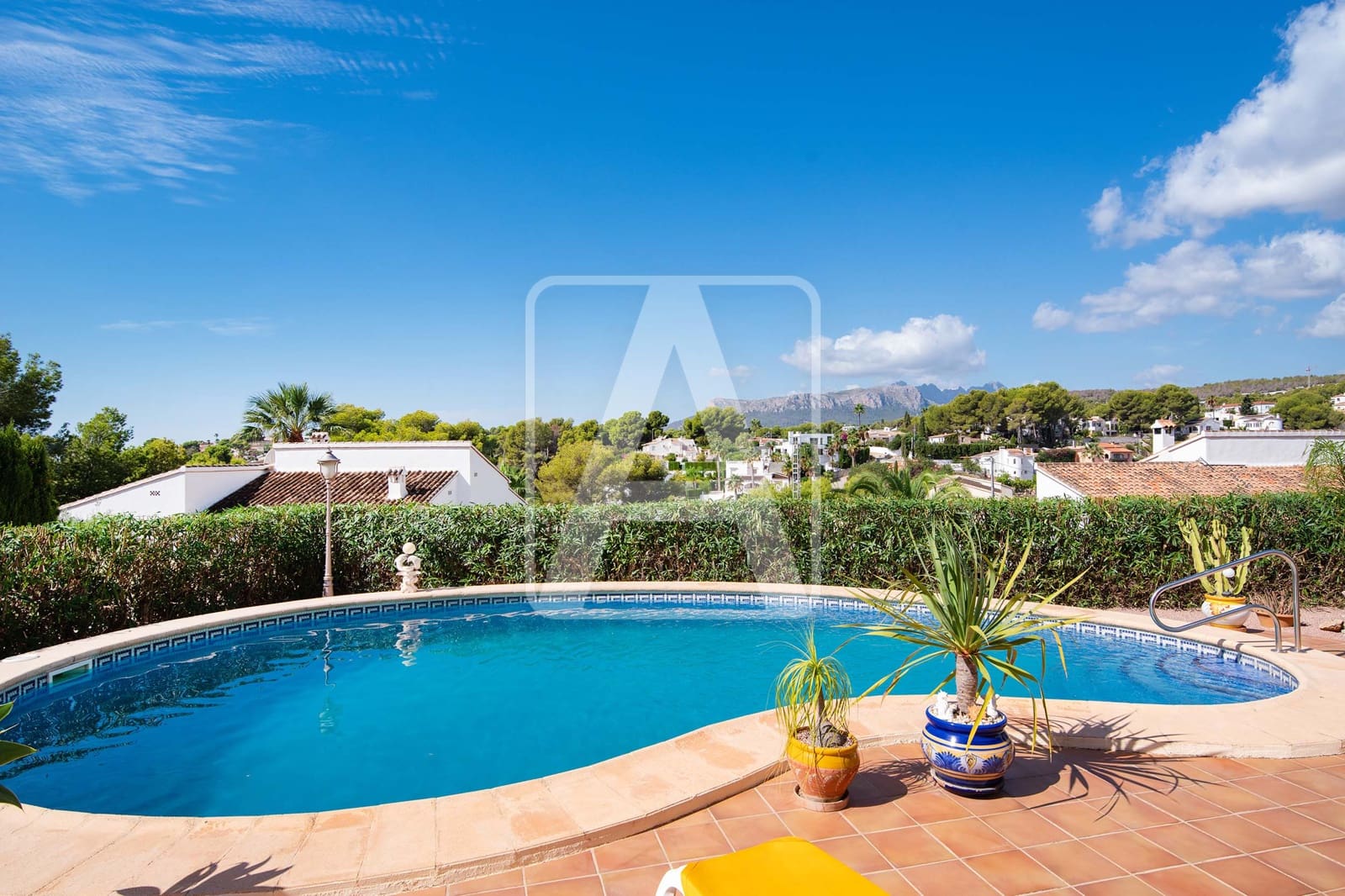 3 slaapkamer Villa te koop in Benissa met zwembad garage - € 675.000 (Ref: 9235500)