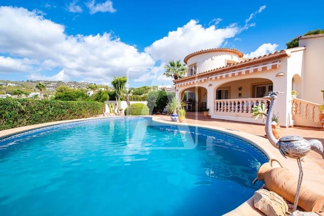 3 slaapkamer Villa te koop in Benissa met zwembad garage - € 675.000 (Ref: 9235500)