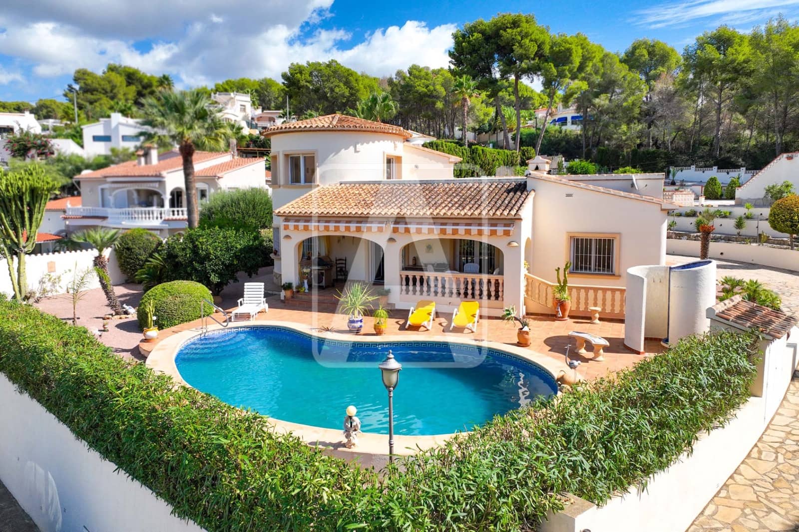 3 slaapkamer Villa te koop in Benissa met zwembad garage - € 675.000 (Ref: 9235500)