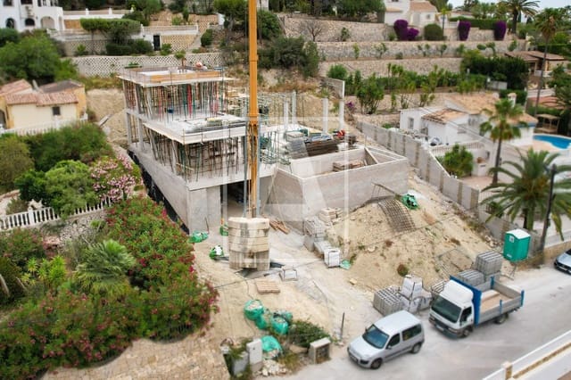 4 makuuhuone Huvila myytävänä paikassa Benissa mukana uima-altaan 
autotalli - 1 890 000 € (Ref: 9242482)