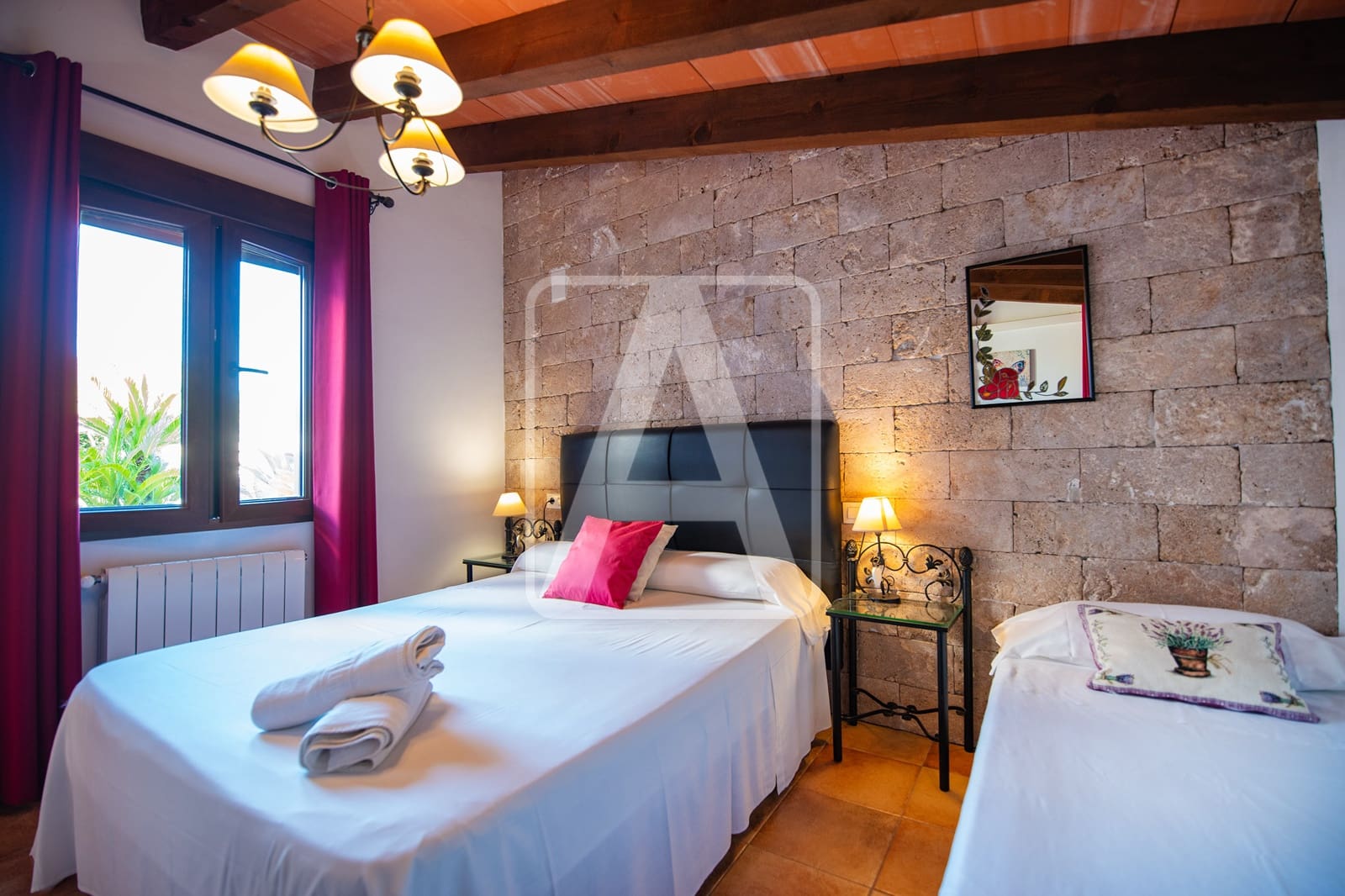 10 soveværelse Finca/Landehus til salg i Teulada med swimmingpool garage - € 1.500.000 (Ref: 9261931)