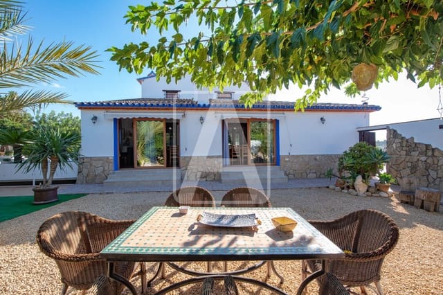 10 bedroom Finca/Country House for sale in Teulada Pueblo, Teulada-Moraira with pool garage - € 1,500,000 (Ref: 9261931)
