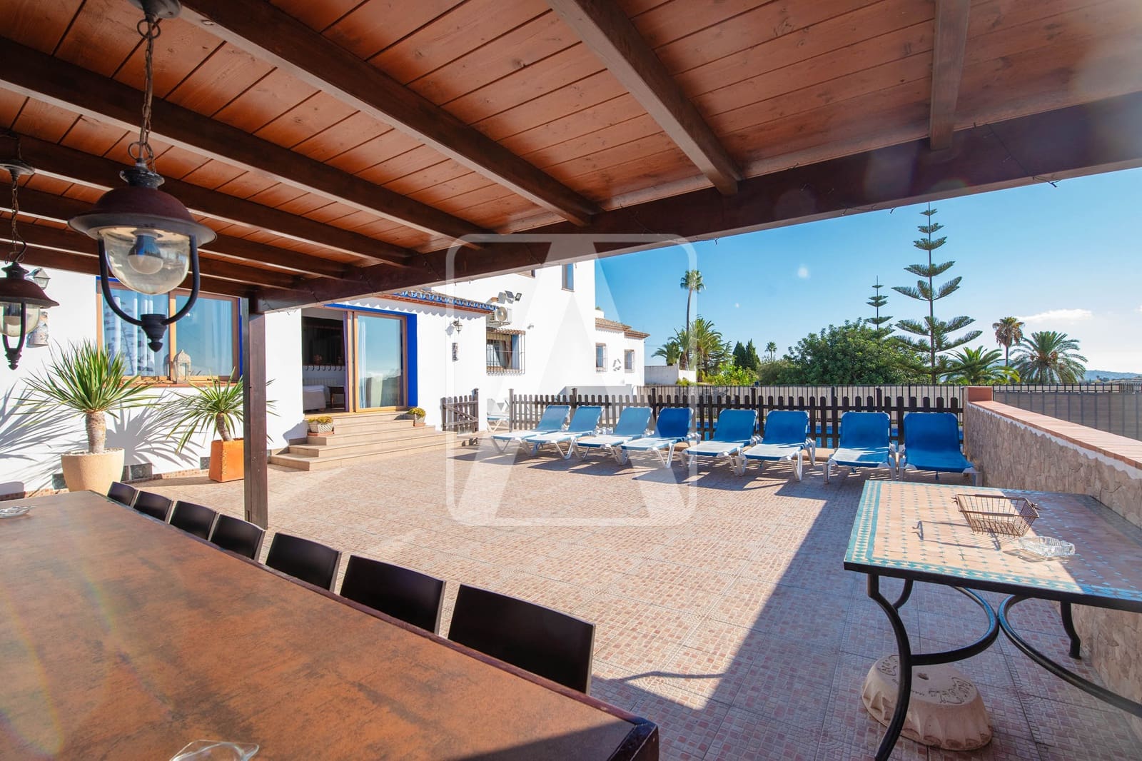 10 soveværelse Finca/Landehus til salg i Teulada med swimmingpool garage - € 1.500.000 (Ref: 9261931)