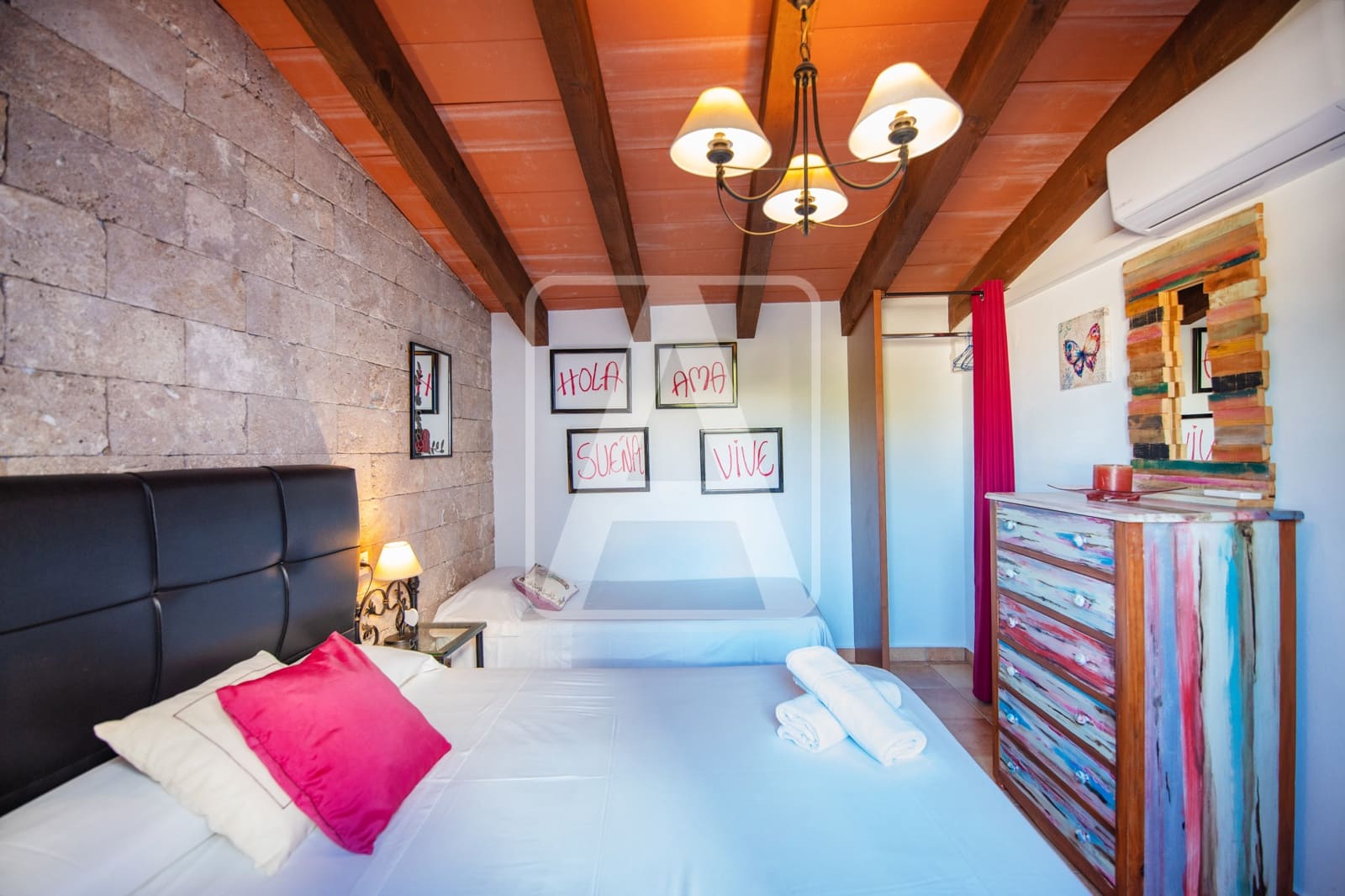 10 soveværelse Finca/Landehus til salg i Teulada med swimmingpool garage - € 1.500.000 (Ref: 9261931)