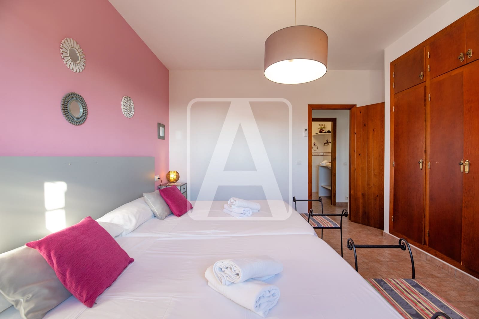 10 soveværelse Finca/Landehus til salg i Teulada med swimmingpool garage - € 1.500.000 (Ref: 9261931)