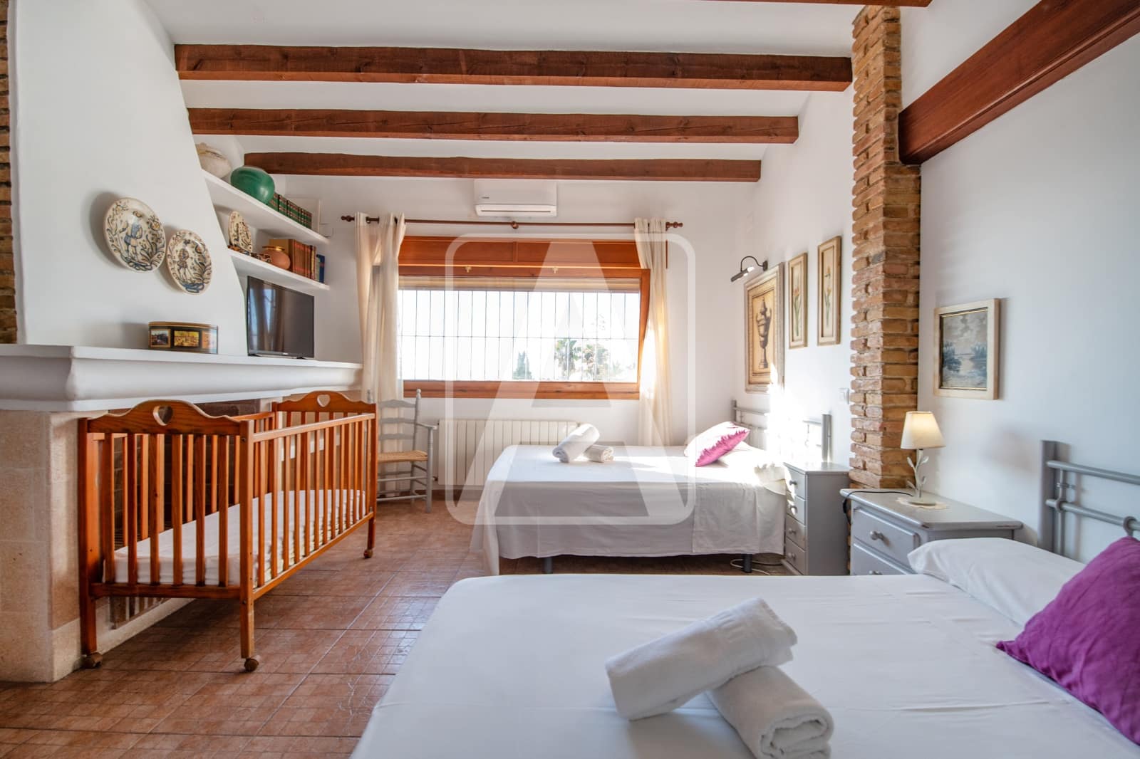 10 soveværelse Finca/Landehus til salg i Teulada med swimmingpool garage - € 1.500.000 (Ref: 9261931)