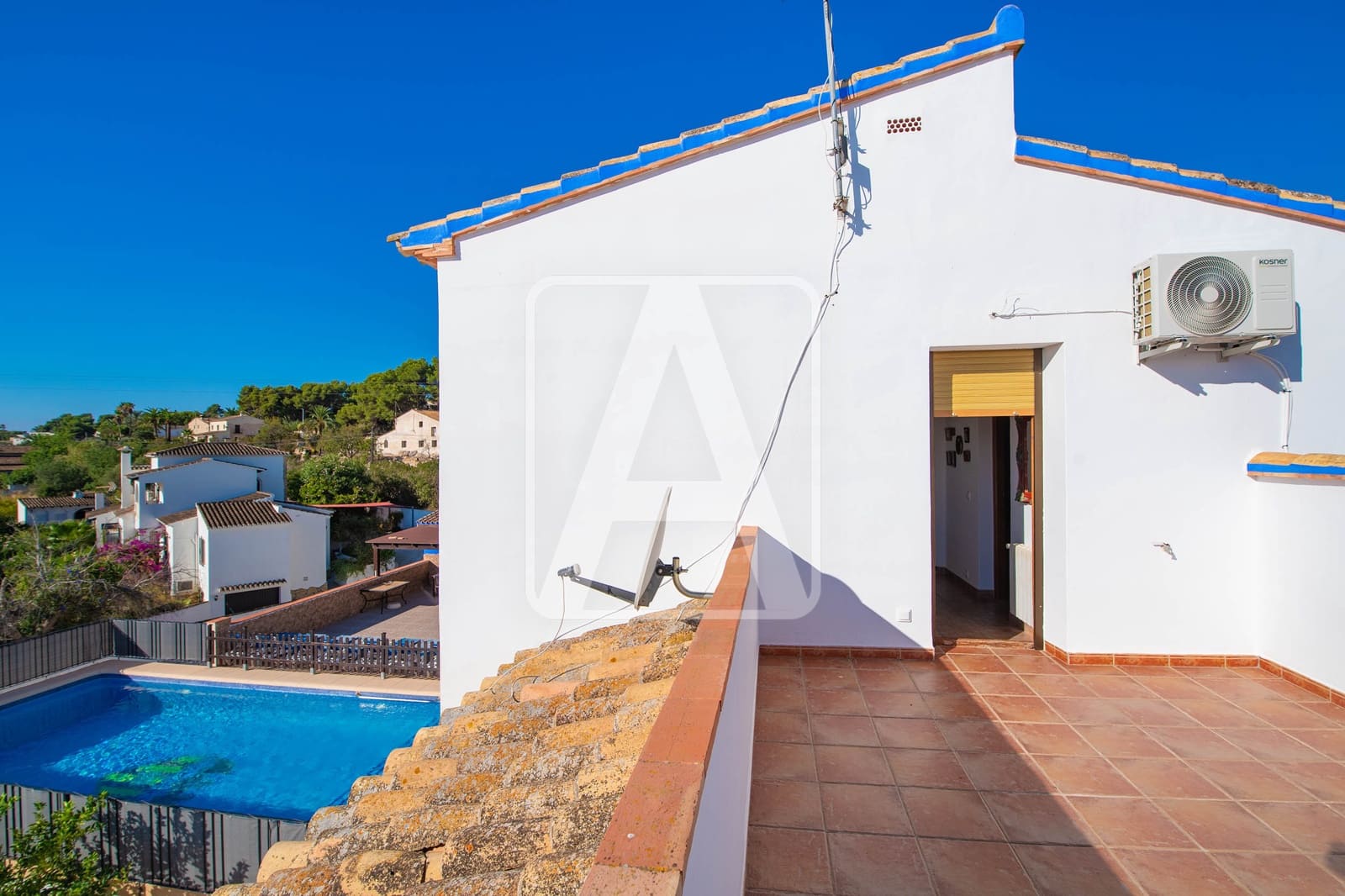 10 soveværelse Finca/Landehus til salg i Teulada med swimmingpool garage - € 1.500.000 (Ref: 9261931)