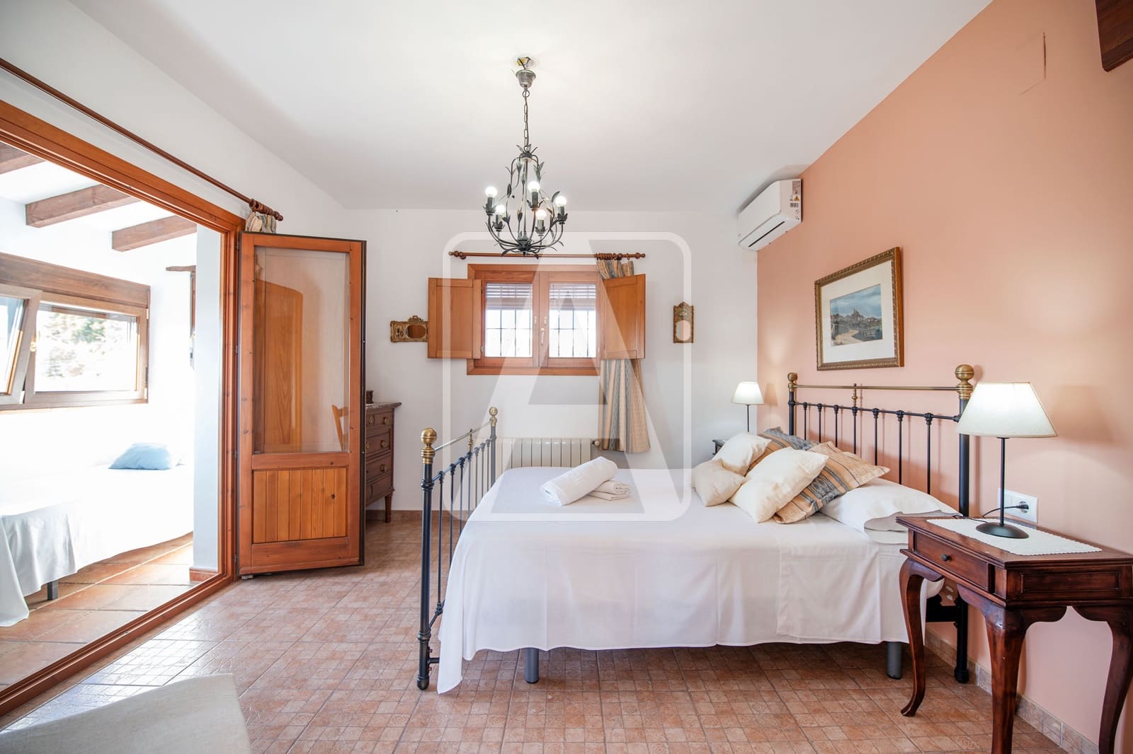 10 soveværelse Finca/Landehus til salg i Teulada med swimmingpool garage - € 1.500.000 (Ref: 9261931)