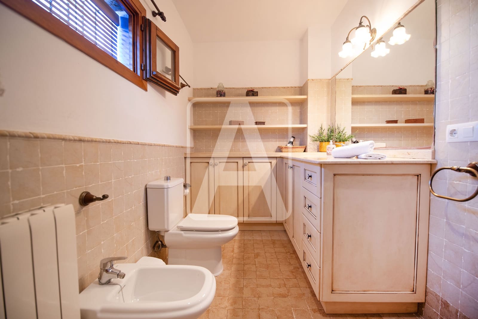 10 soveværelse Finca/Landehus til salg i Teulada med swimmingpool garage - € 1.500.000 (Ref: 9261931)