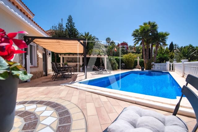 4 Zimmer Villa zu verkaufen in Calpe / Calp mit Garage - 795.000 € (Ref: 9271562)