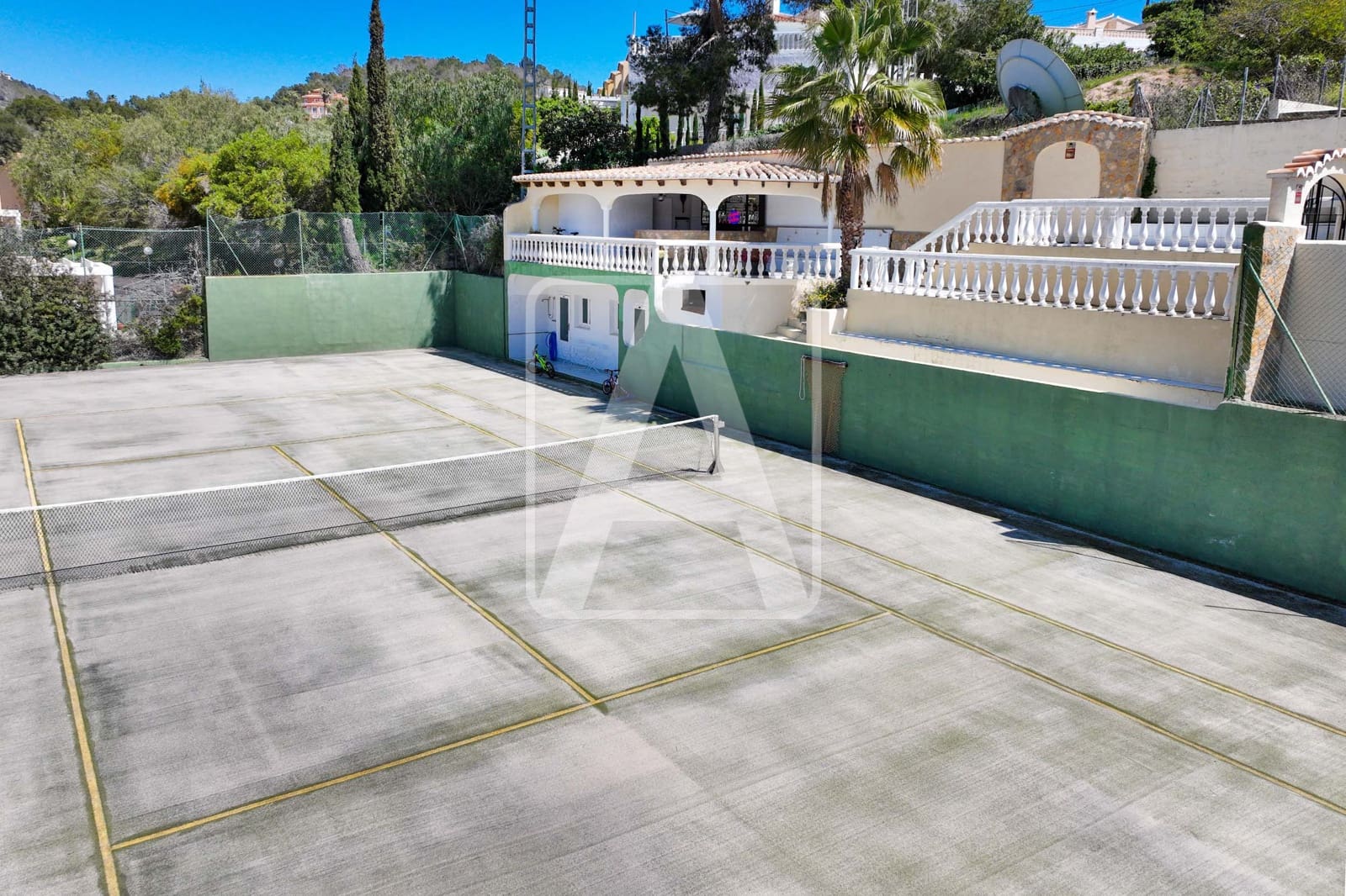 4 Zimmer Villa zu verkaufen in Calpe / Calp mit Garage - 795.000 € (Ref: 9271562)