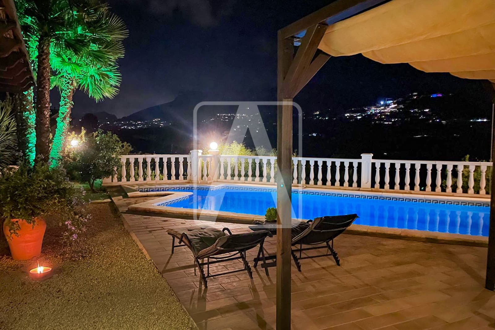 4 Zimmer Villa zu verkaufen in Calpe / Calp mit Garage - 795.000 € (Ref: 9271562)