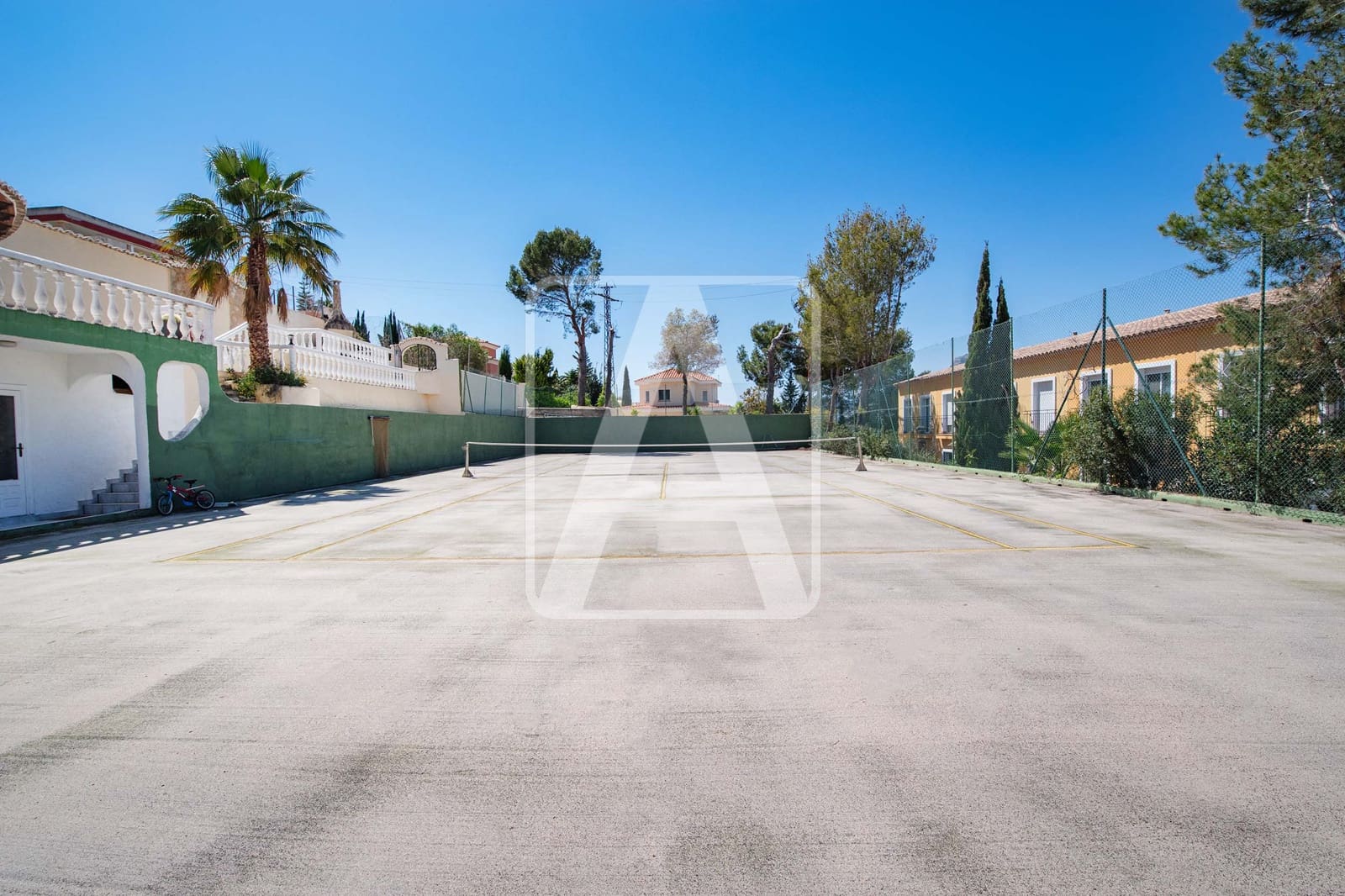 4 Zimmer Villa zu verkaufen in Calpe / Calp mit Garage - 795.000 € (Ref: 9271562)