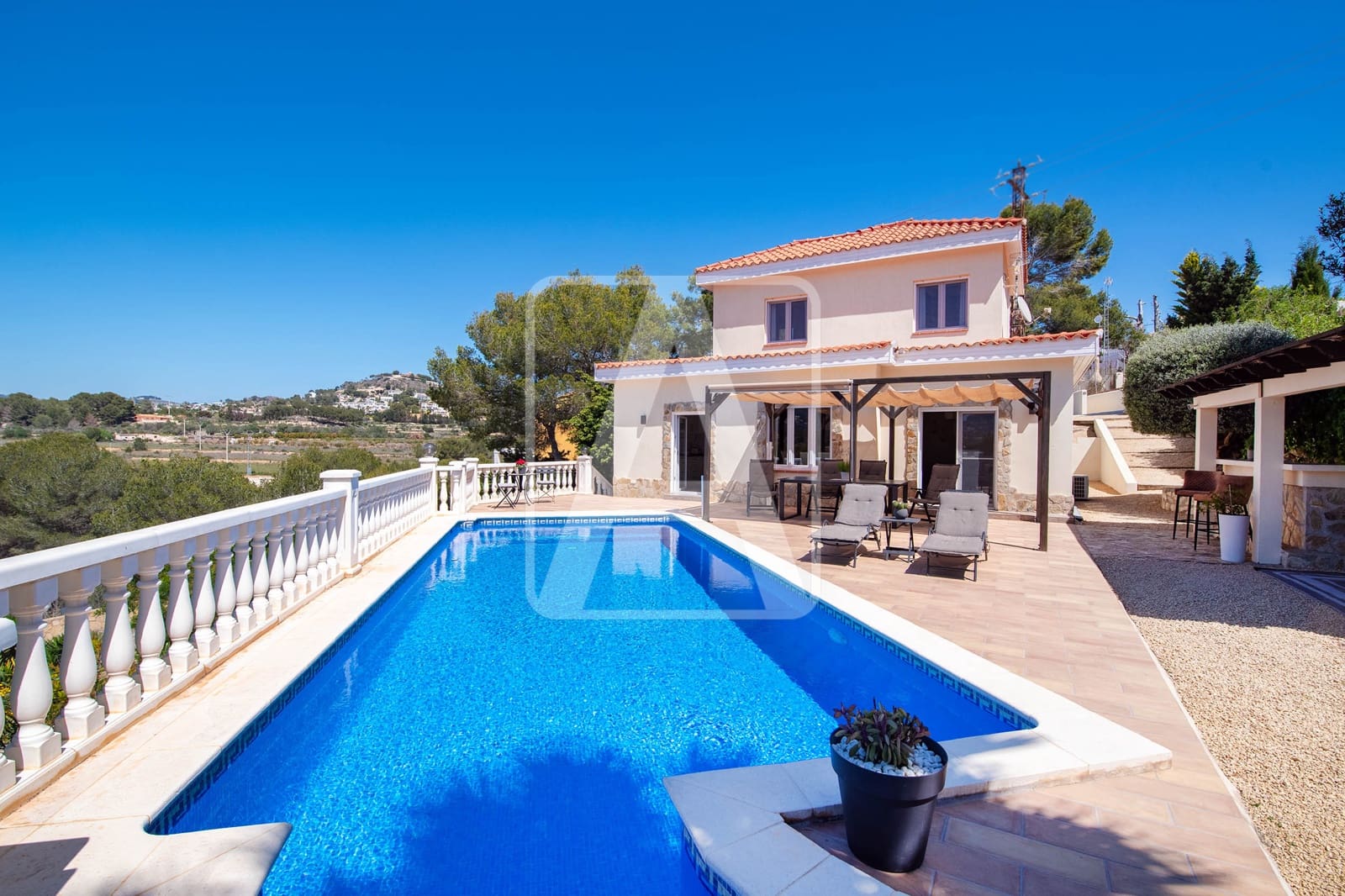 4 Zimmer Villa zu verkaufen in Calpe / Calp mit Garage - 795.000 € (Ref: 9271562)