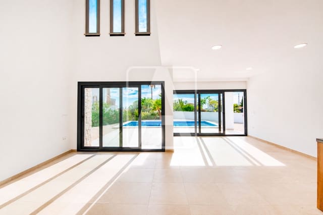 3 soverom Villa til salgs i Benissa med svømmebasseng garasje - € 1 175 000 (Ref: 9275265)