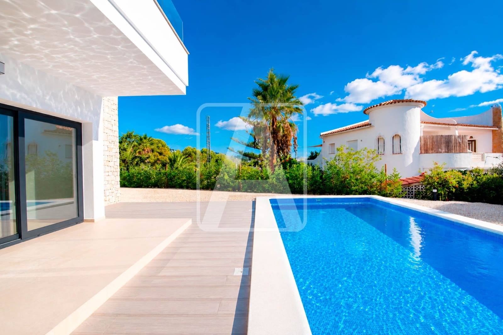 3 bedroom Villa for sale in Benissa with pool garage - € 1,175,000 (Ref: 9275265)