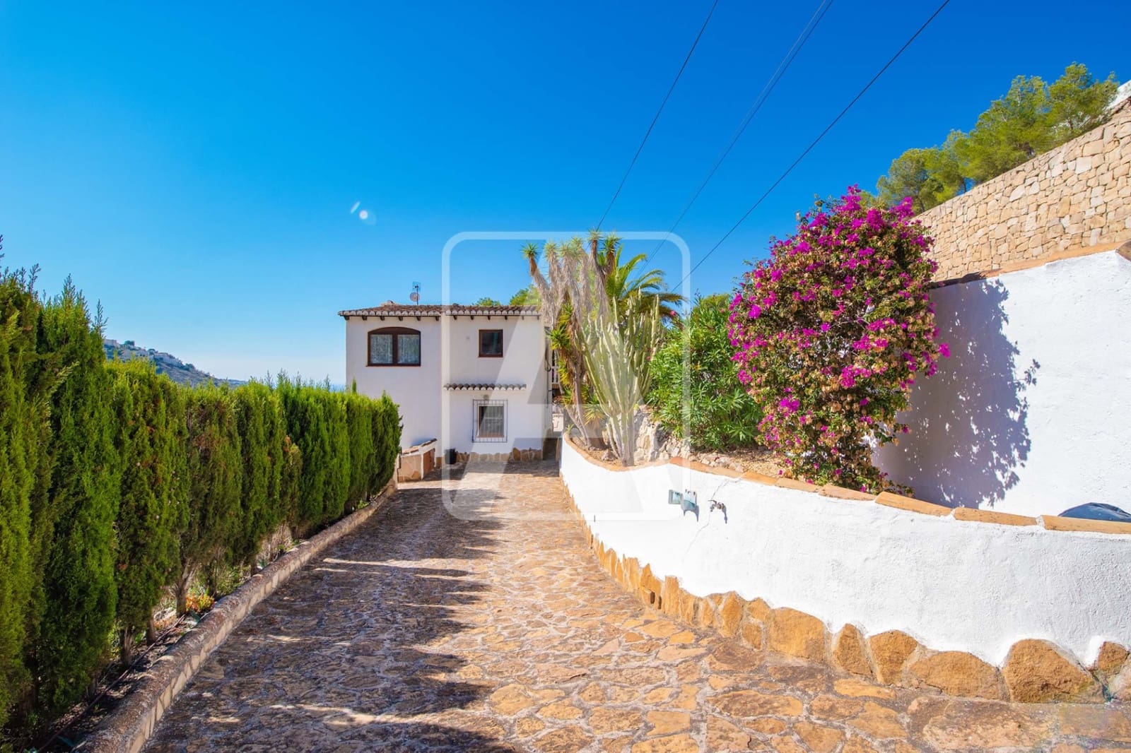 4 quarto Moradia para venda em Benitachell / Benitatxell com piscina garagem - 525 000 € (Ref: 9329896)