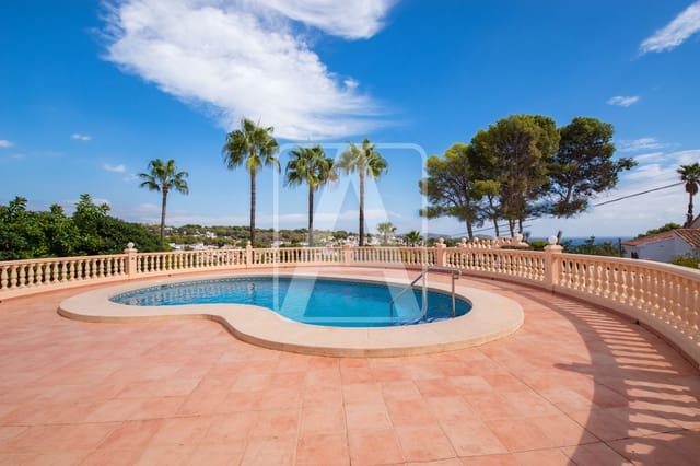 4 soveværelse Villa til salg i Benissa med swimmingpool garage - € 1.100.000 (Ref: 9329897)