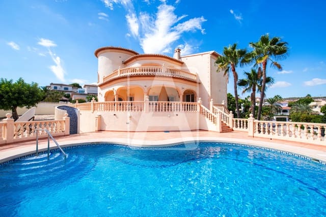 4 soveværelse Villa til salg i Benissa med swimmingpool garage - € 1.100.000 (Ref: 9329897)