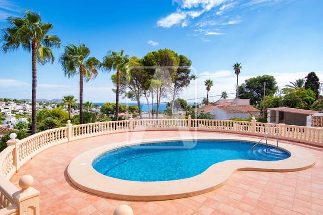 4 soveværelse Villa til salg i Benissa med swimmingpool garage - € 1.100.000 (Ref: 9329897)