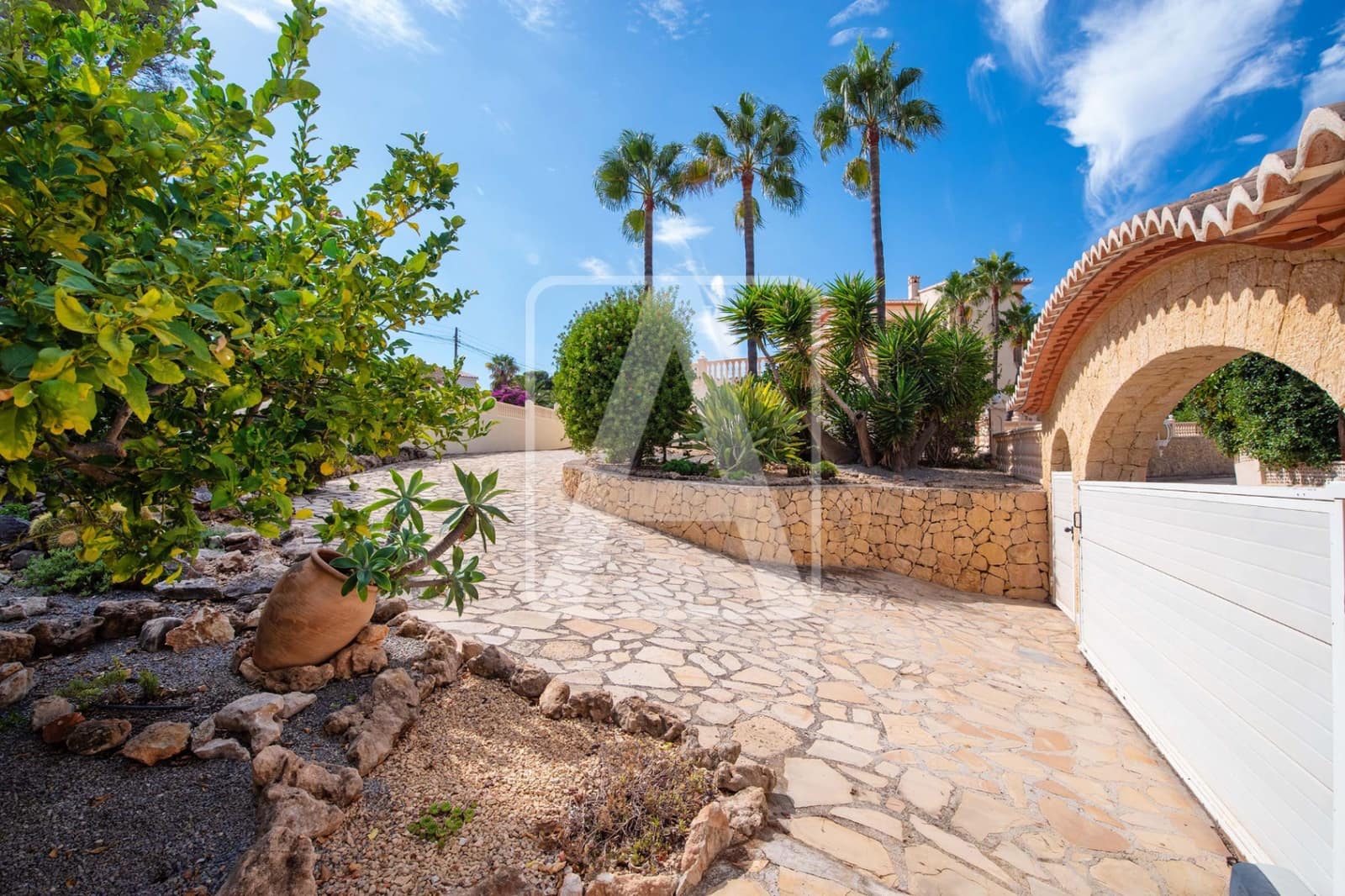 4 soverom Villa til salgs i Benissa med svømmebasseng garasje - € 1 100 000 (Ref: 9329897)