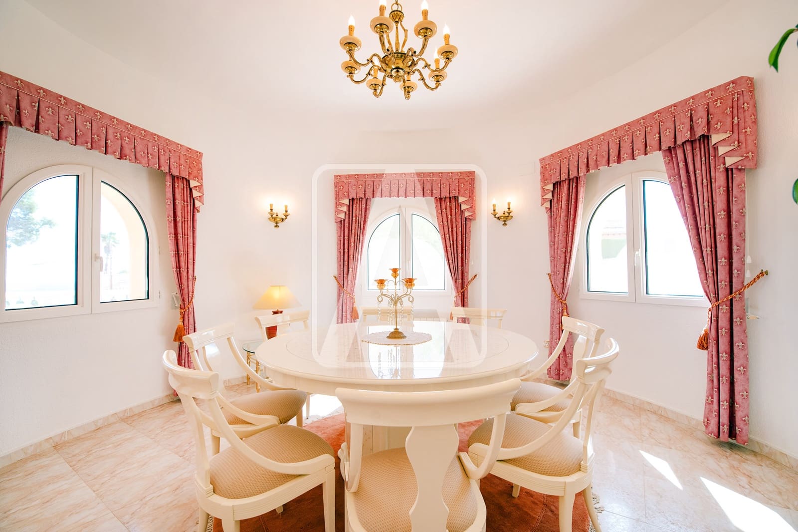 4 soverom Villa til salgs i Benissa med svømmebasseng garasje - € 1 100 000 (Ref: 9329897)