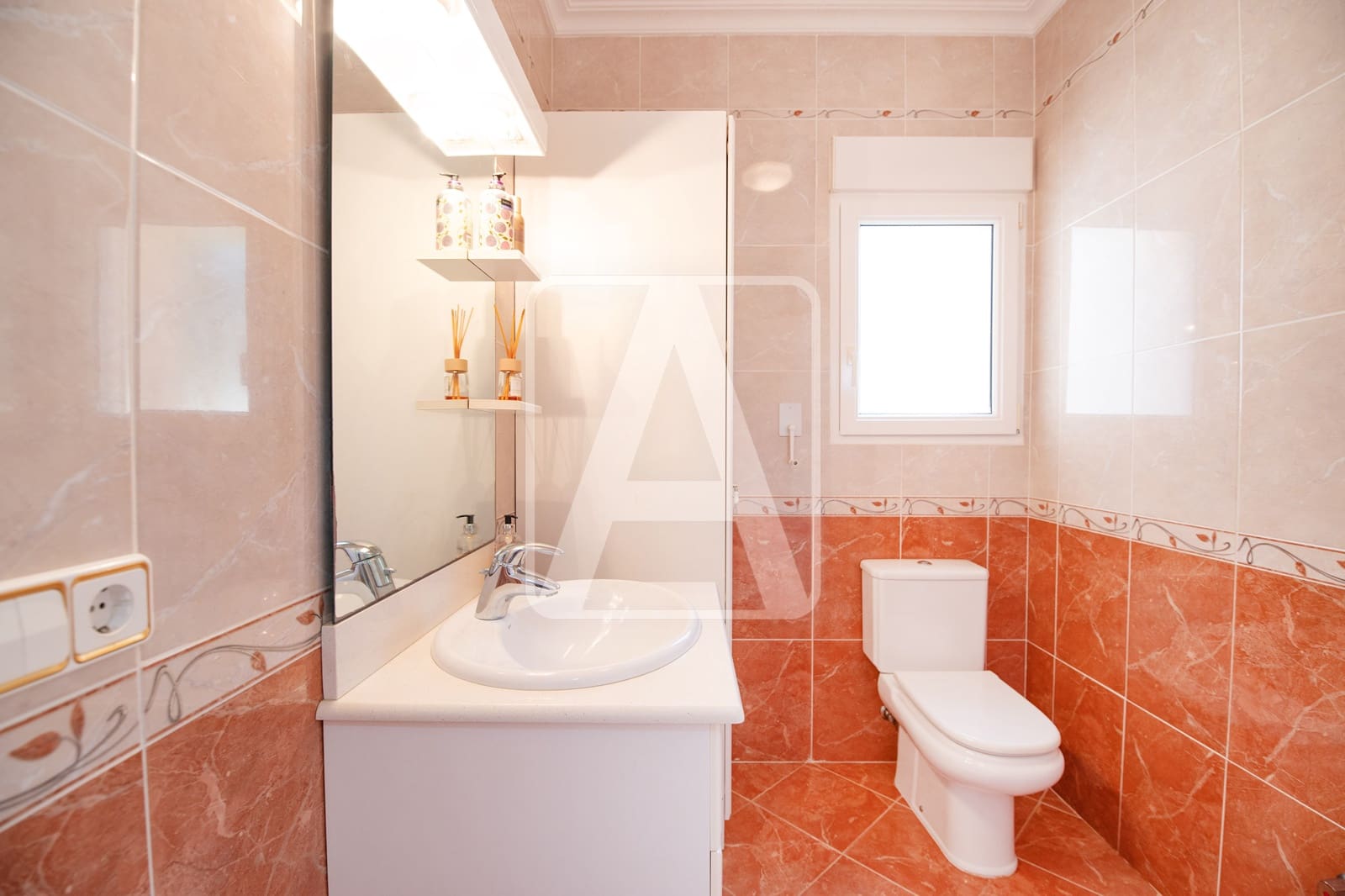 4 soverom Villa til salgs i Benissa med svømmebasseng garasje - € 1 100 000 (Ref: 9329897)