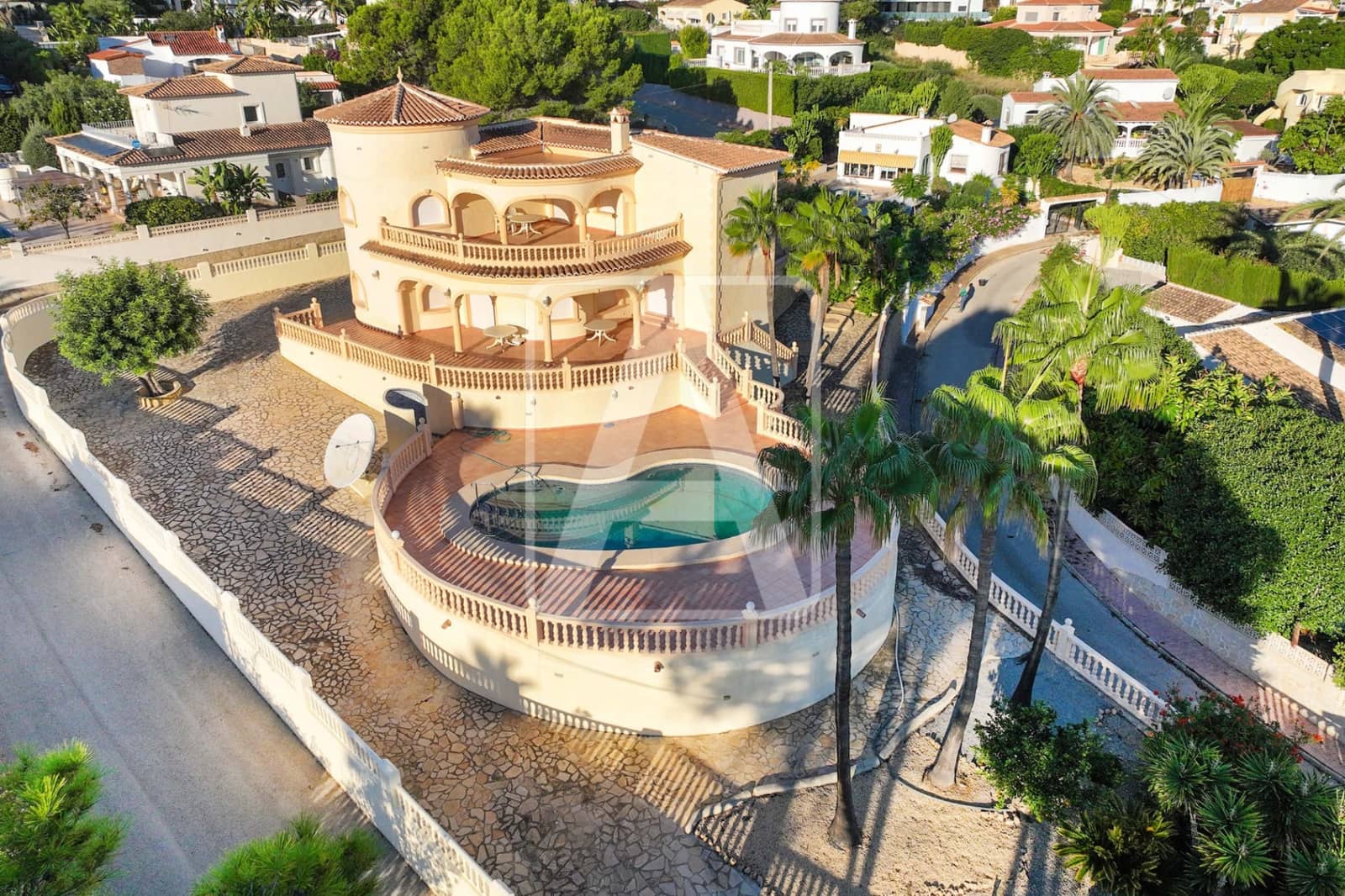 4 soverom Villa til salgs i Benissa med svømmebasseng garasje - € 1 100 000 (Ref: 9329897)