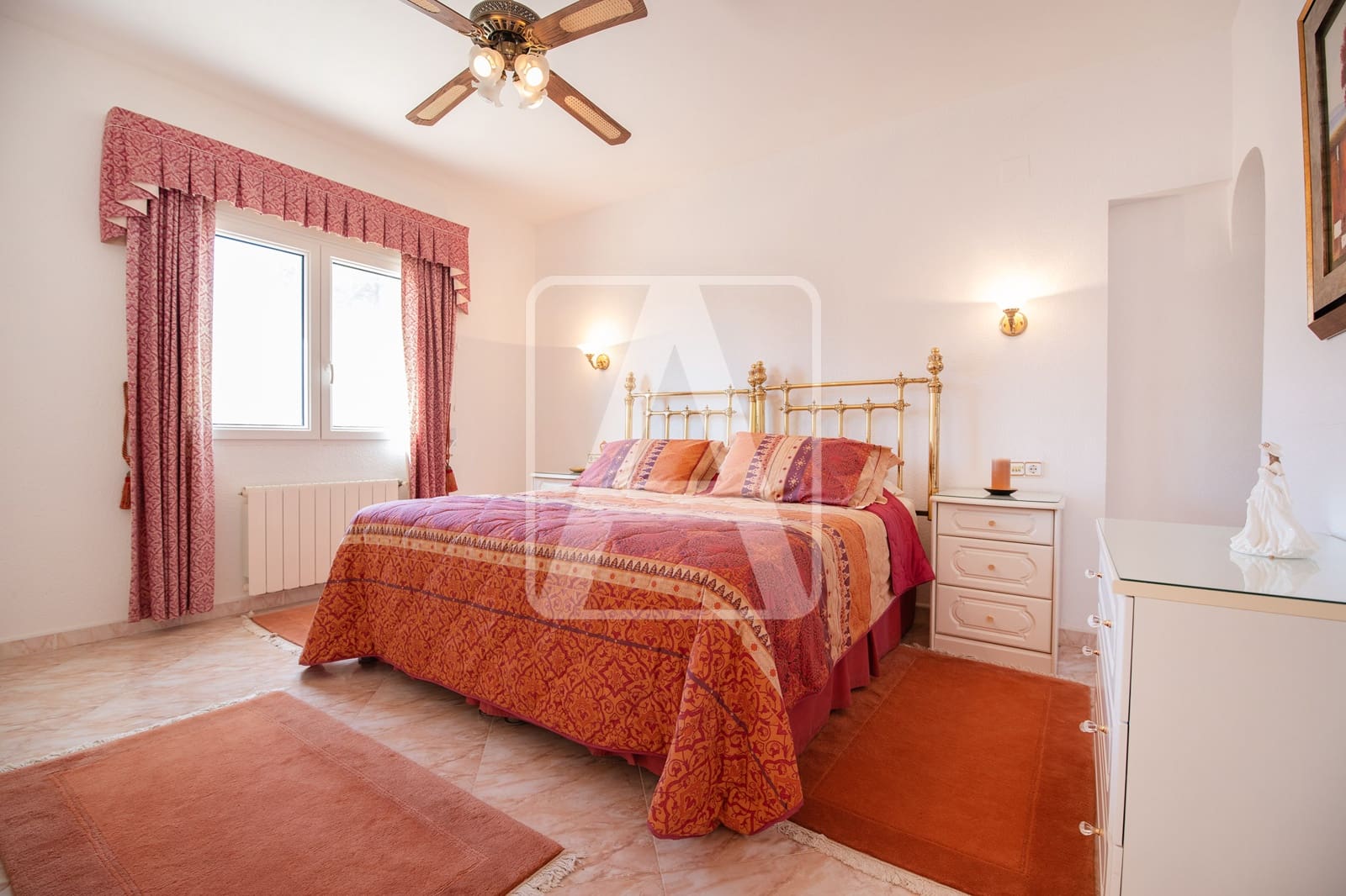 4 soverom Villa til salgs i Benissa med svømmebasseng garasje - € 1 100 000 (Ref: 9329897)