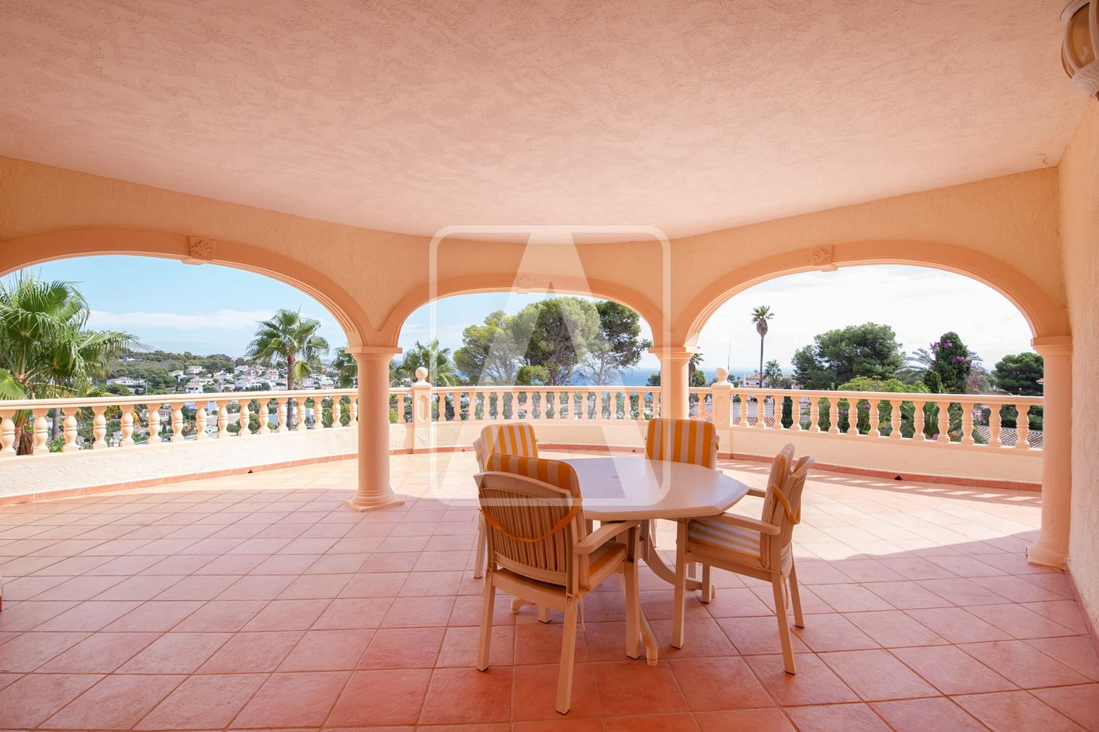 4 soverom Villa til salgs i Benissa med svømmebasseng garasje - € 1 100 000 (Ref: 9329897)