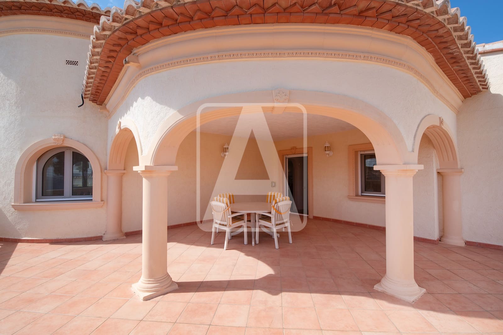 4 soverom Villa til salgs i Benissa med svømmebasseng garasje - € 1 100 000 (Ref: 9329897)