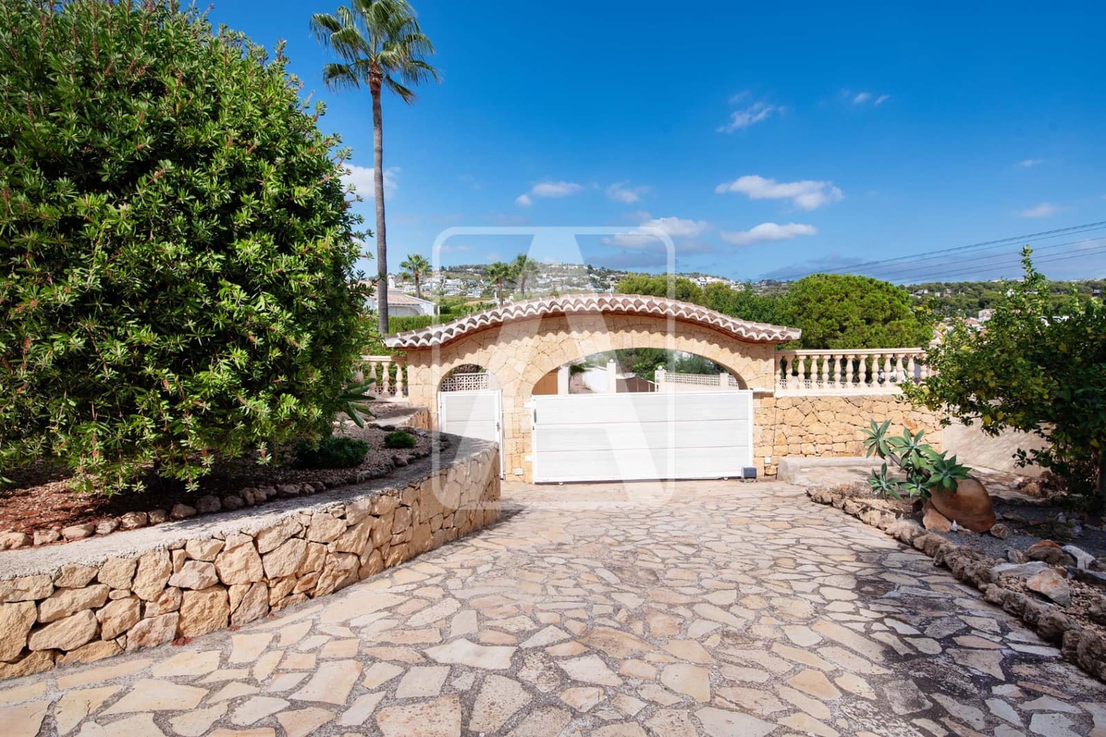 4 soverom Villa til salgs i Benissa med svømmebasseng garasje - € 1 100 000 (Ref: 9329897)