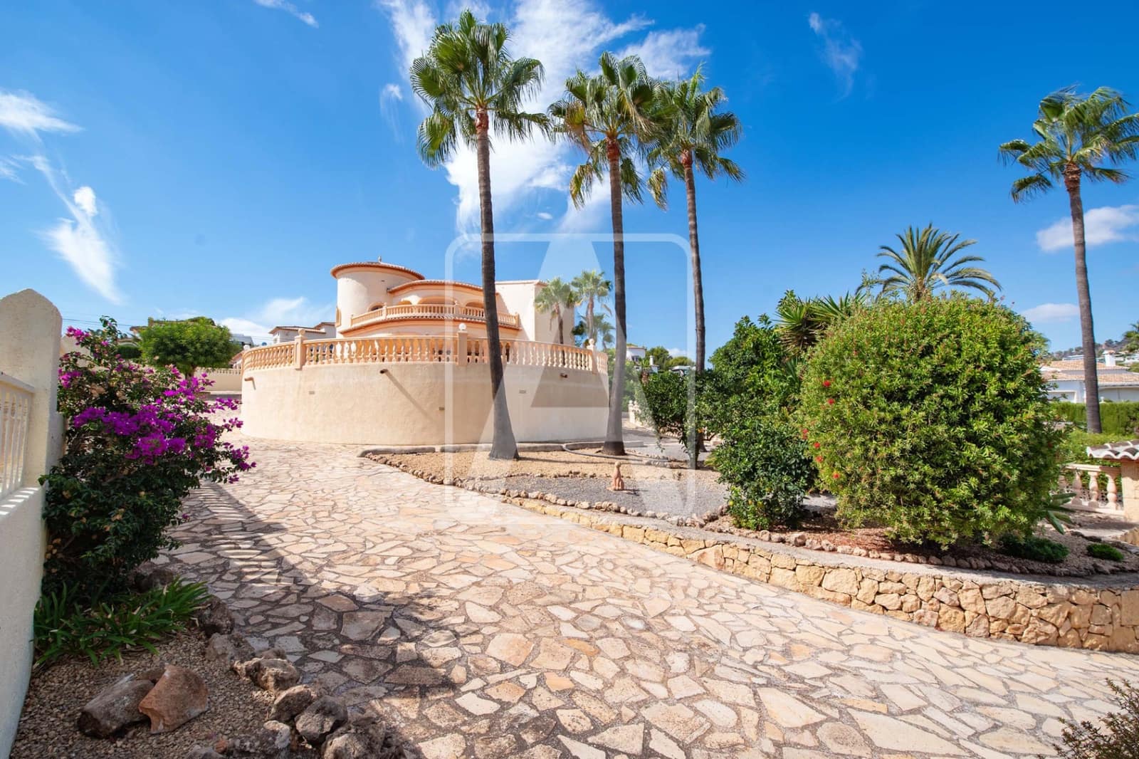 4 soverom Villa til salgs i Benissa med svømmebasseng garasje - € 1 100 000 (Ref: 9329897)