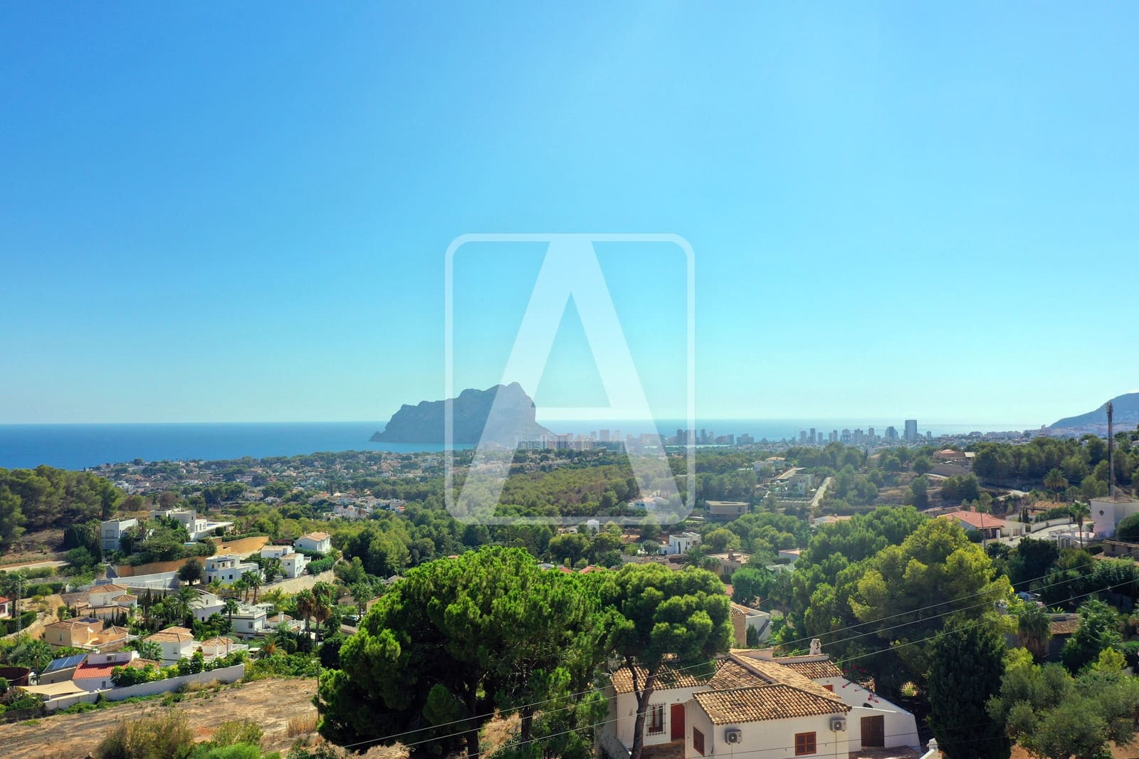 4 slaapkamer Villa te koop in Benissa met zwembad garage - € 2.995.000 (Ref: 9357685)